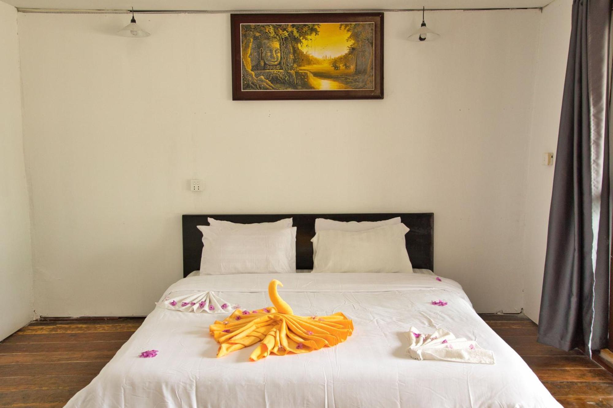 Koh Rong Beach Hostel And Bungalows Kaoh Touch Экстерьер фото