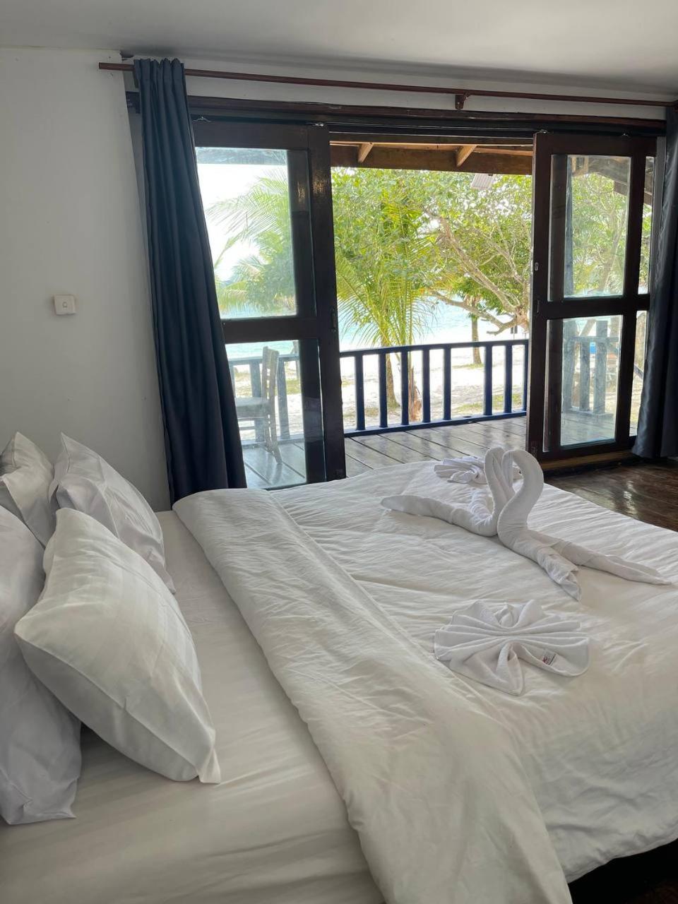Koh Rong Beach Hostel And Bungalows Kaoh Touch Экстерьер фото