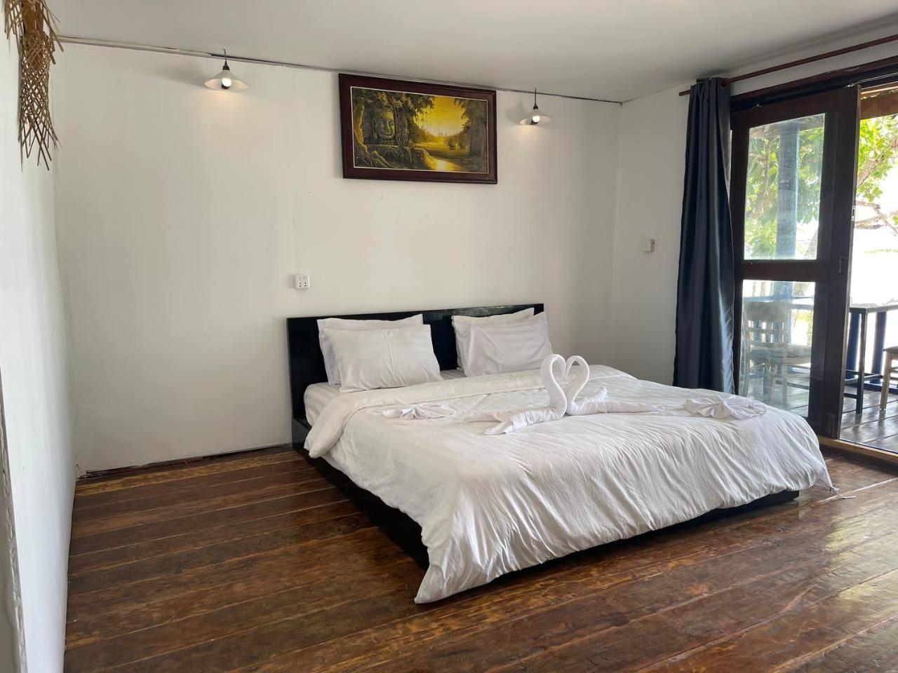 Koh Rong Beach Hostel And Bungalows Kaoh Touch Экстерьер фото