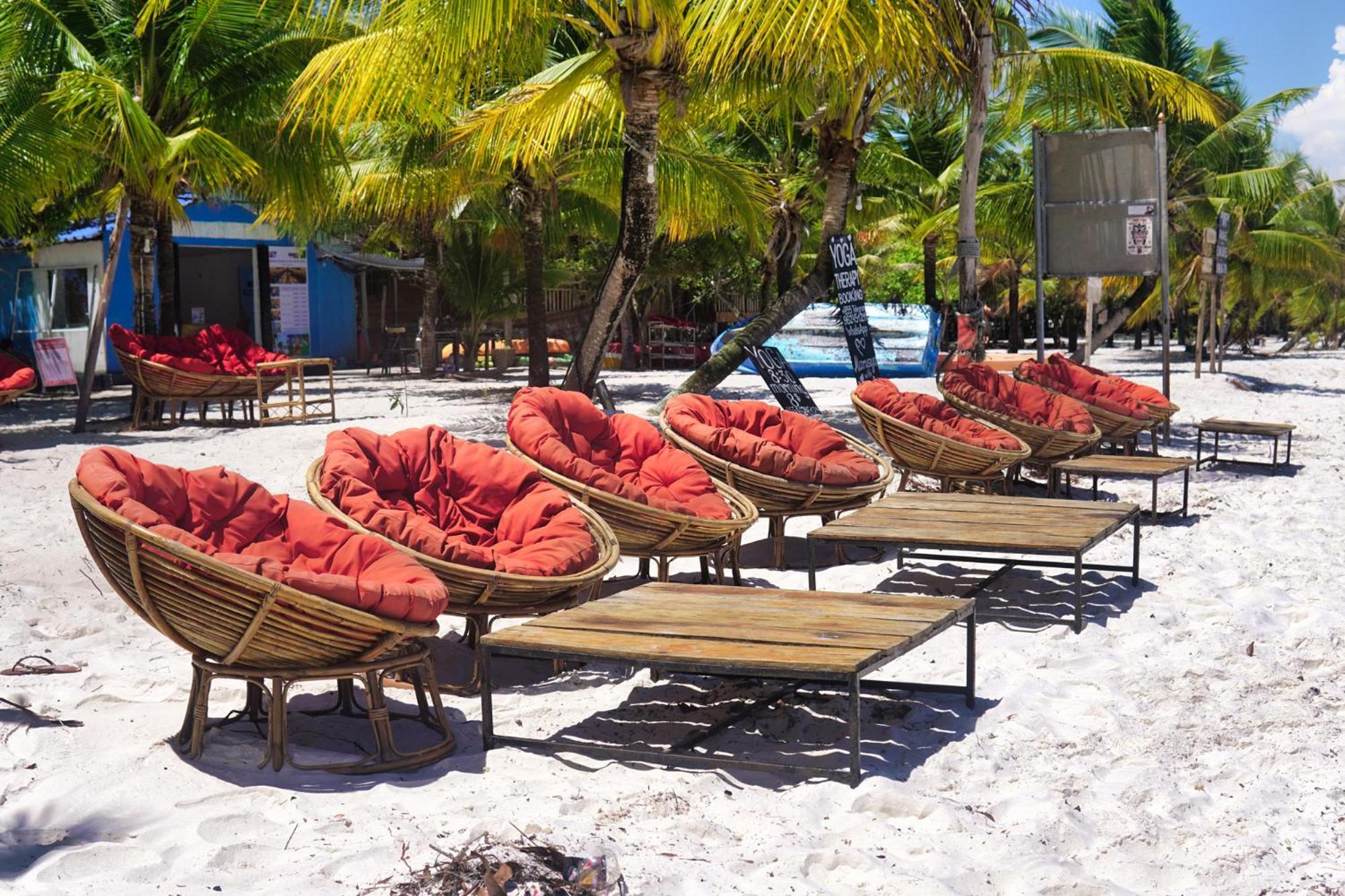 Koh Rong Beach Hostel And Bungalows Kaoh Touch Экстерьер фото