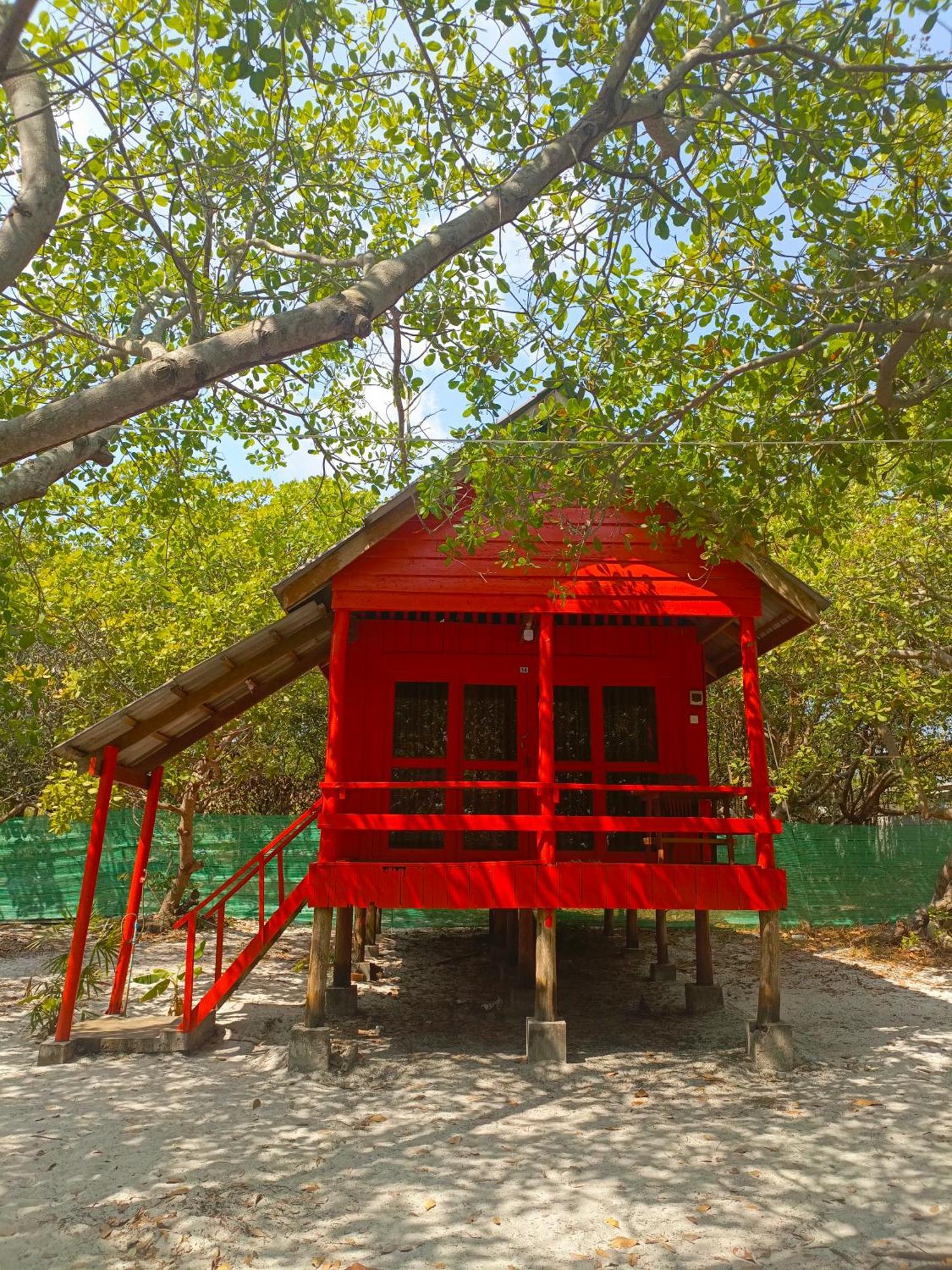 Koh Rong Beach Hostel And Bungalows Kaoh Touch Экстерьер фото