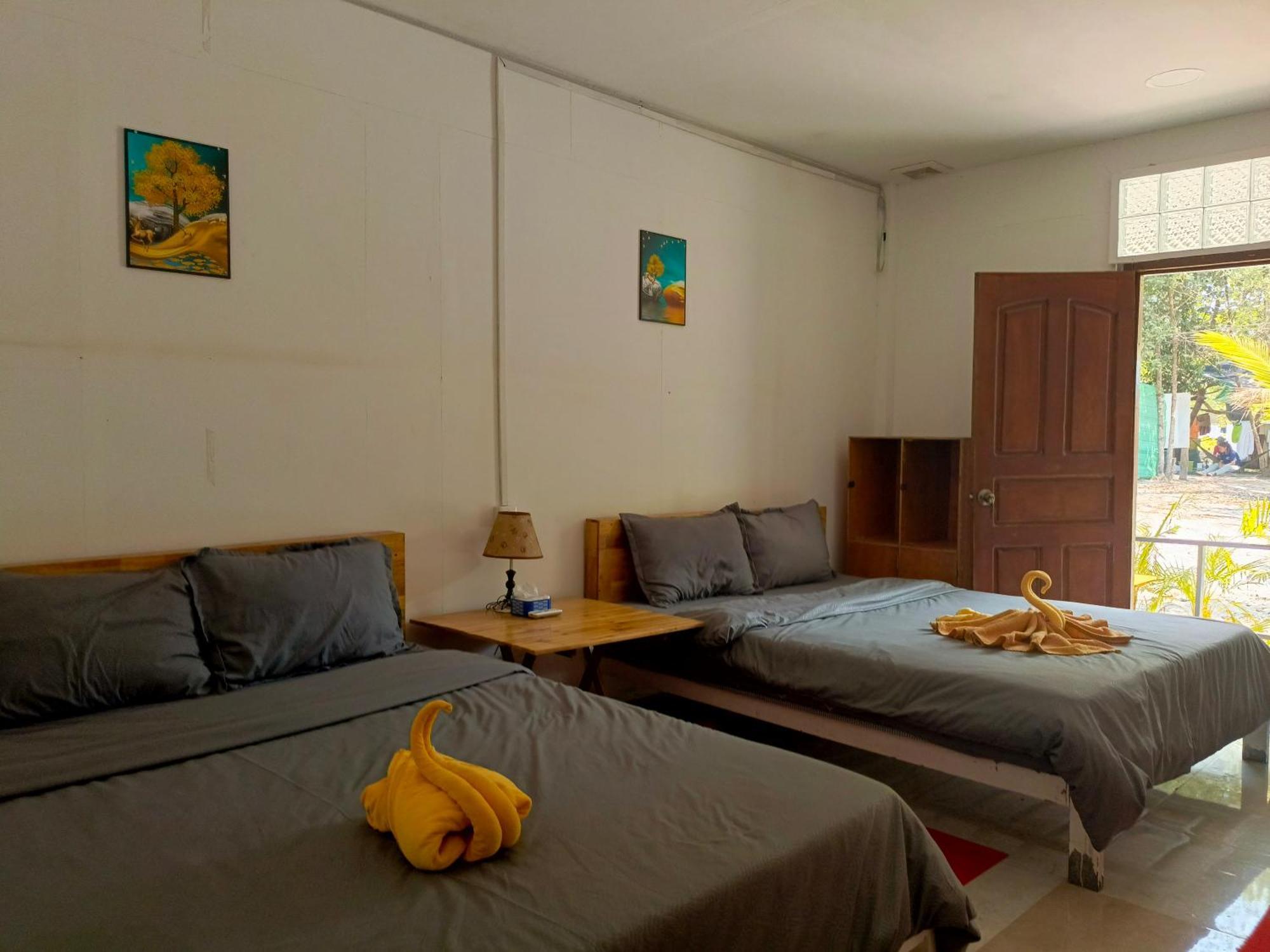 Koh Rong Beach Hostel And Bungalows Kaoh Touch Экстерьер фото