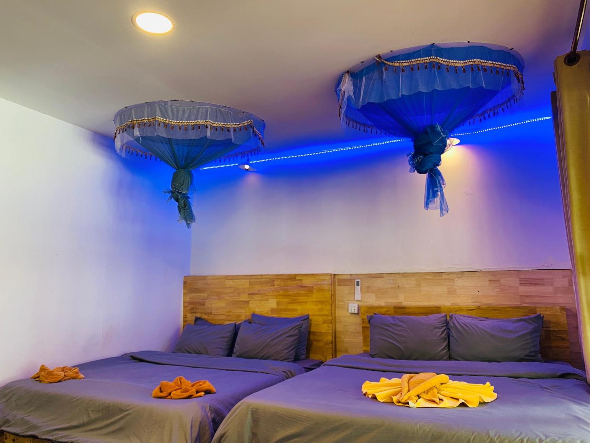 Koh Rong Beach Hostel And Bungalows Kaoh Touch Экстерьер фото